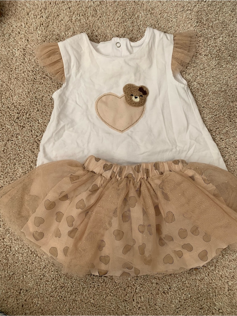 Boutique Baby 2-Piece Teddy Bear and Hearts Set